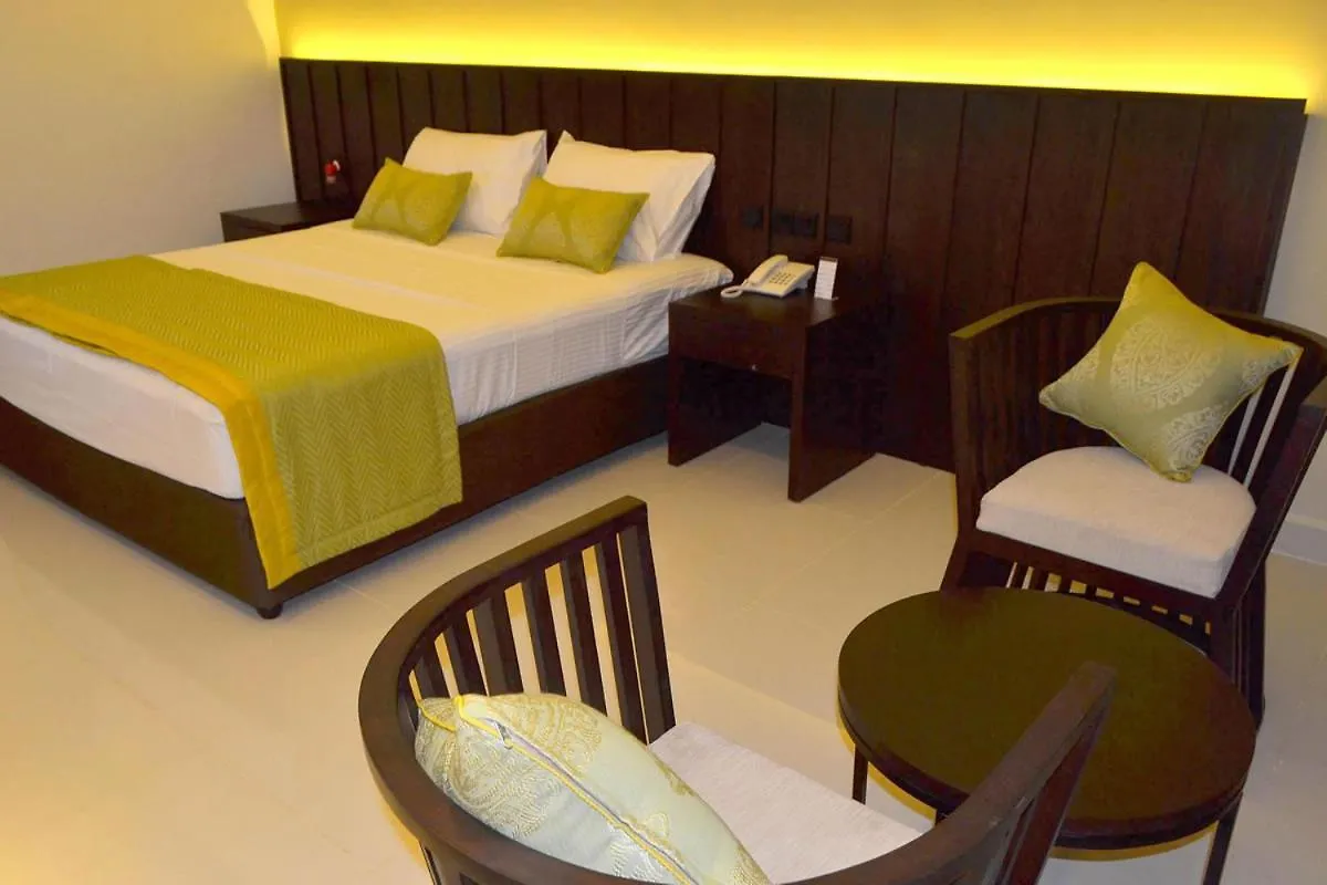 Good Wood Airport Hotel Katunayake