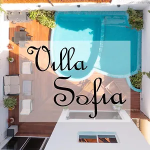 https://villa-sofia-holiday-accommodations.quintano-roohotels.com